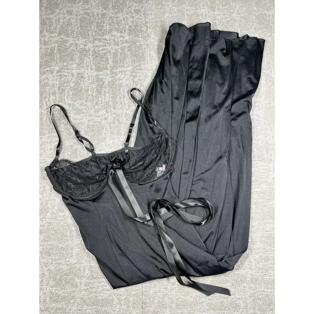 Intimate Attitudes Black Lace Maxi Nightgown Vintage 1X Whimsigoth Dark Fairy